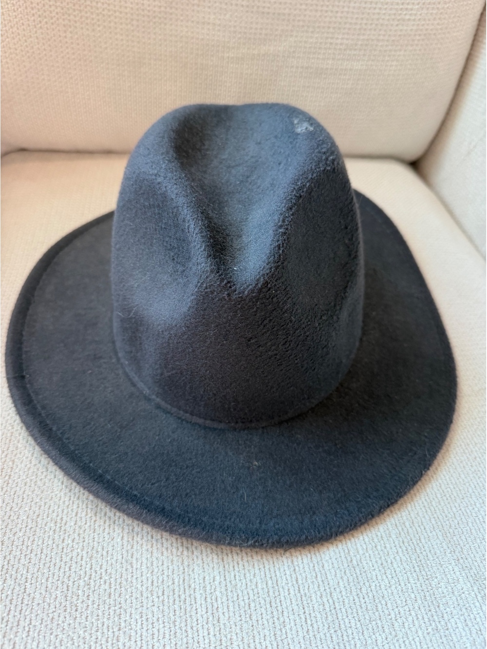 Classic Black Wide-Brim Fedora Hat